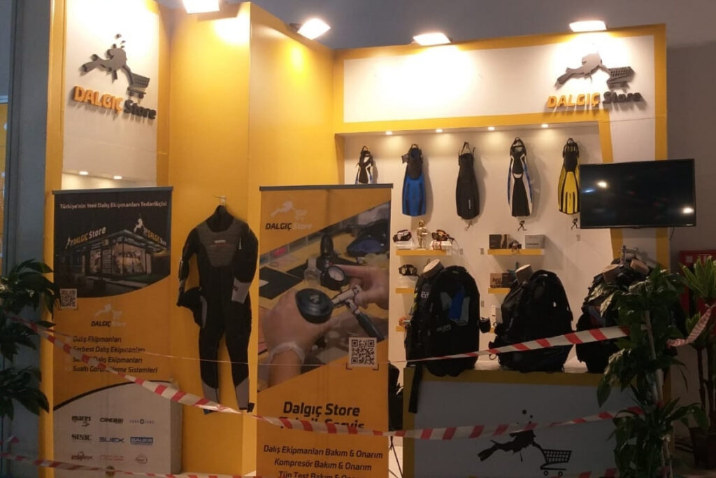 Custom exhibition stand design for Milan Italy 2025 by Deniz Expo